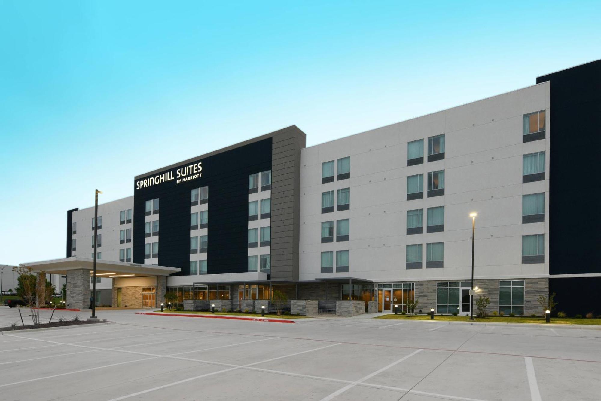 Springhill Suites Dallas Dfw Airport South/Centreport Fort Worth Kültér fotó